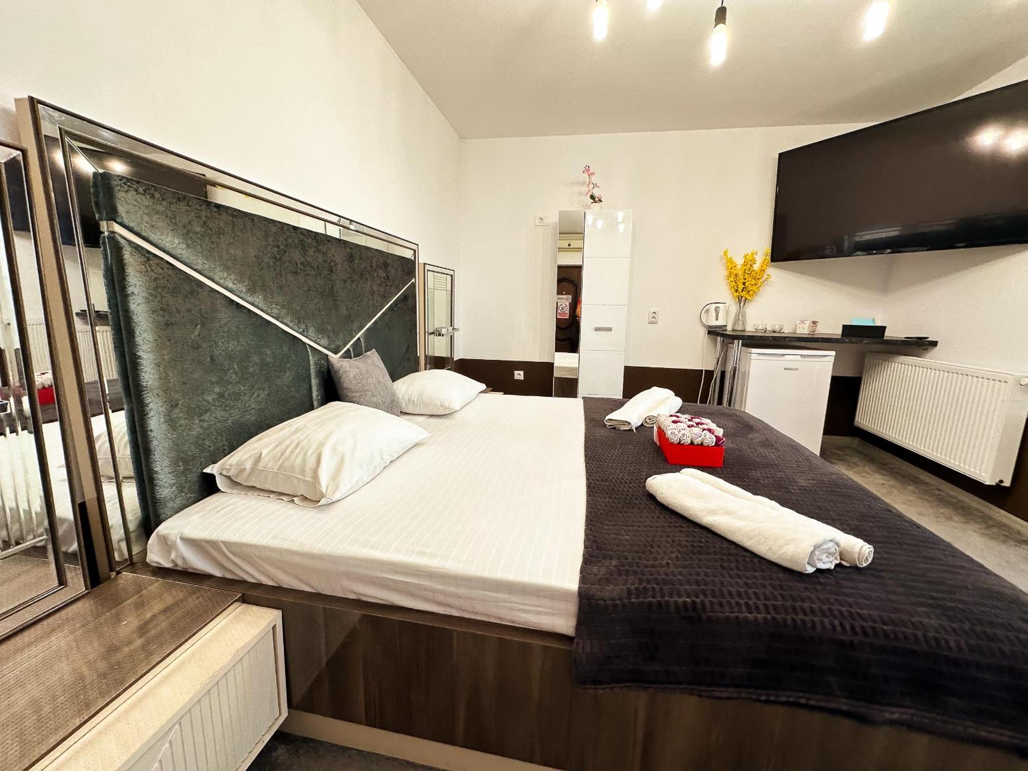 The Royal - Studio With Balcony & Panoramic View 克拉奥华 外观 照片