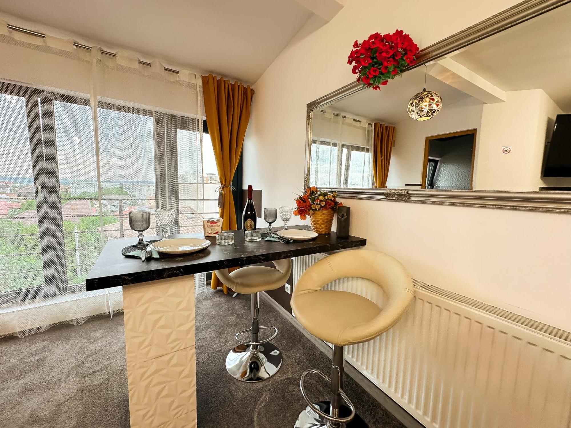 The Royal - Studio With Balcony & Panoramic View 克拉奥华 外观 照片